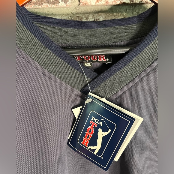 PGA NWT Tour Sun Mountain Wakefield Plantation V-Neck Windbreaker - Picture 4 of 7